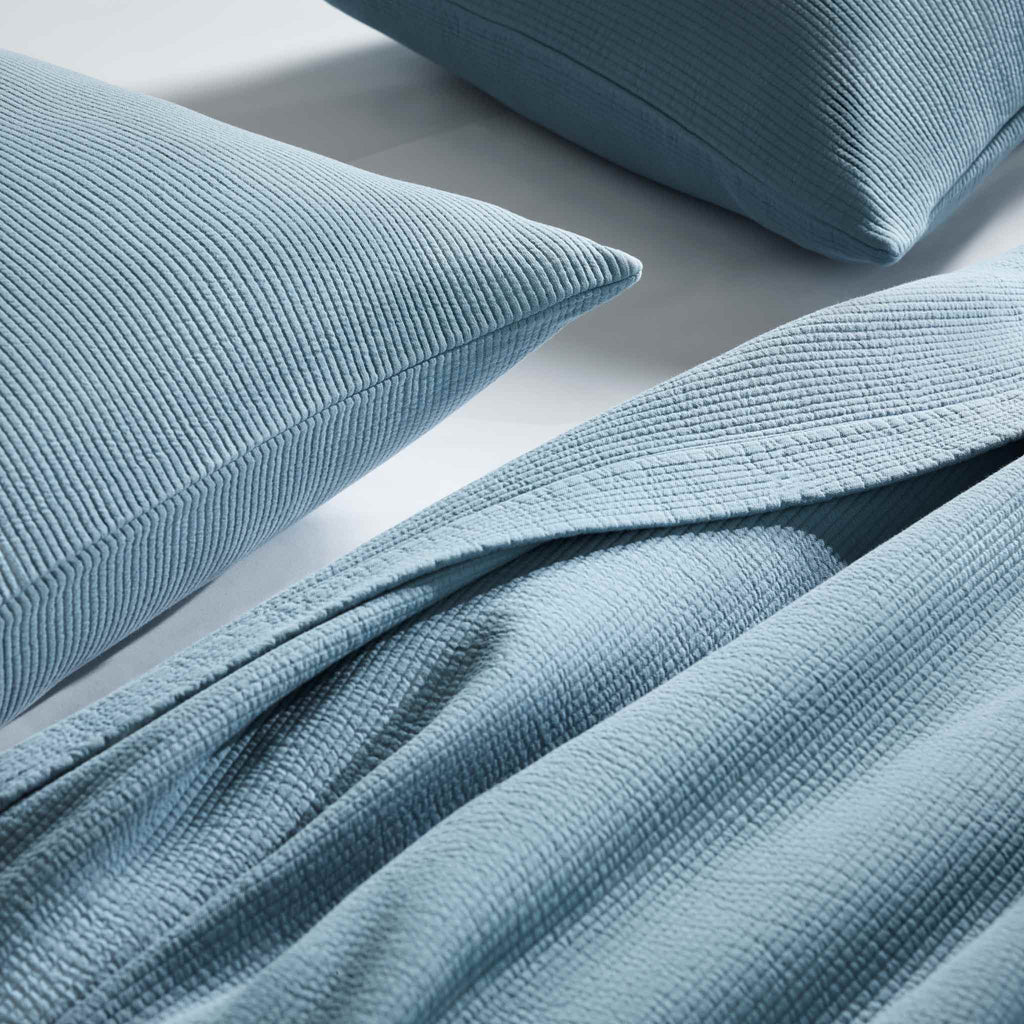HCB: Ribbed Matelasse Quilt